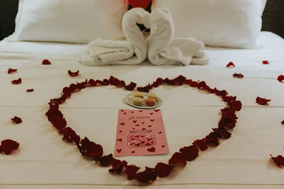 Grand Tonic Hotel & Spa Nuxe Биарриц