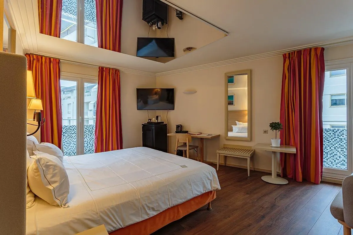 Grand Tonic Hotel & Spa Nuxe Biarritz France