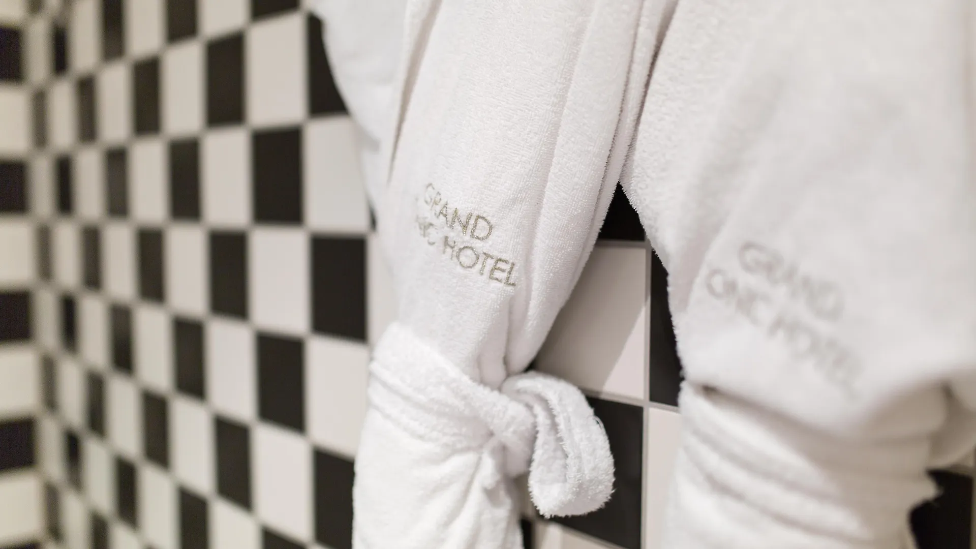 ביאריץ Grand Tonic Hotel & Spa Nuxe