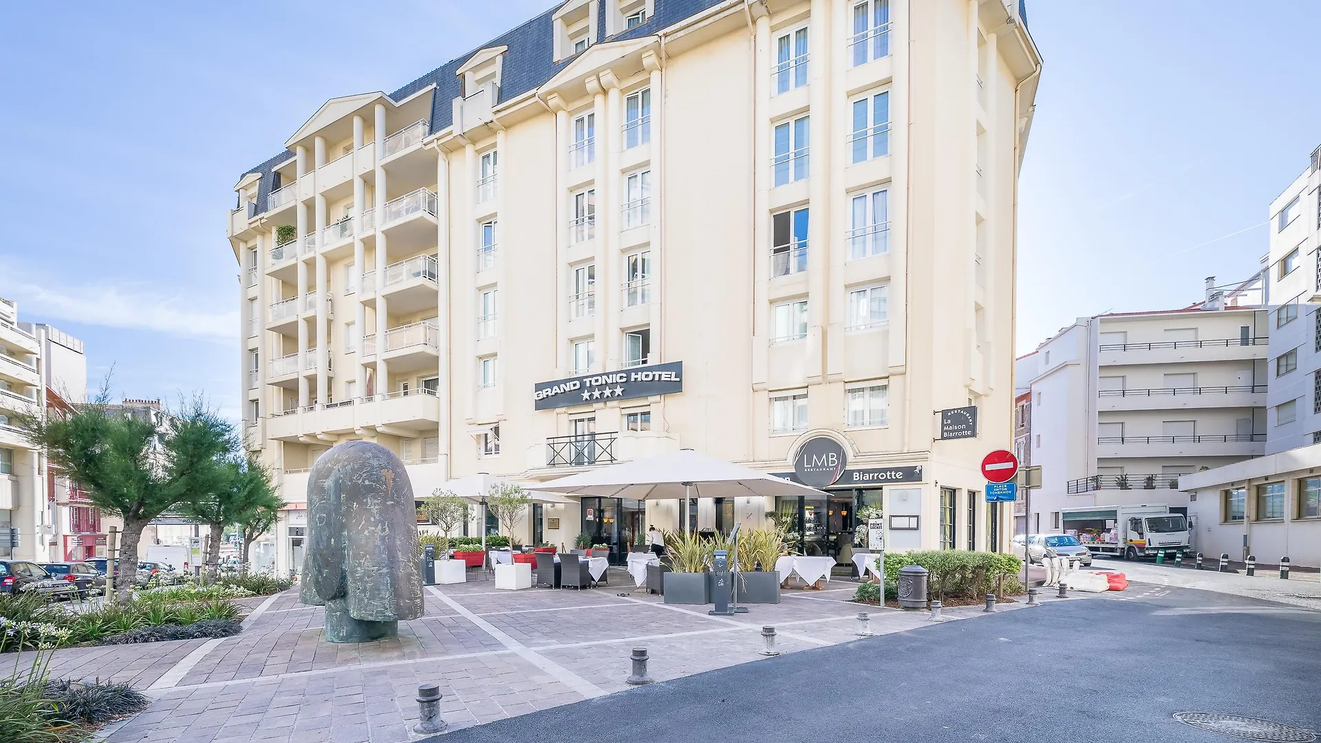 Grand Tonic Hotel & Spa Nuxe Biarritz Fransa